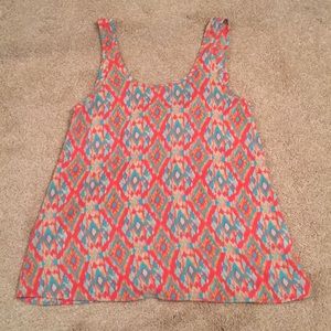 Multi colored summer tank with bow in the back